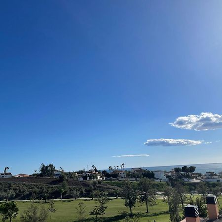 Golf, Sol Y Mar En Baviera Golf Apartment Caleta De Velez Luaran gambar